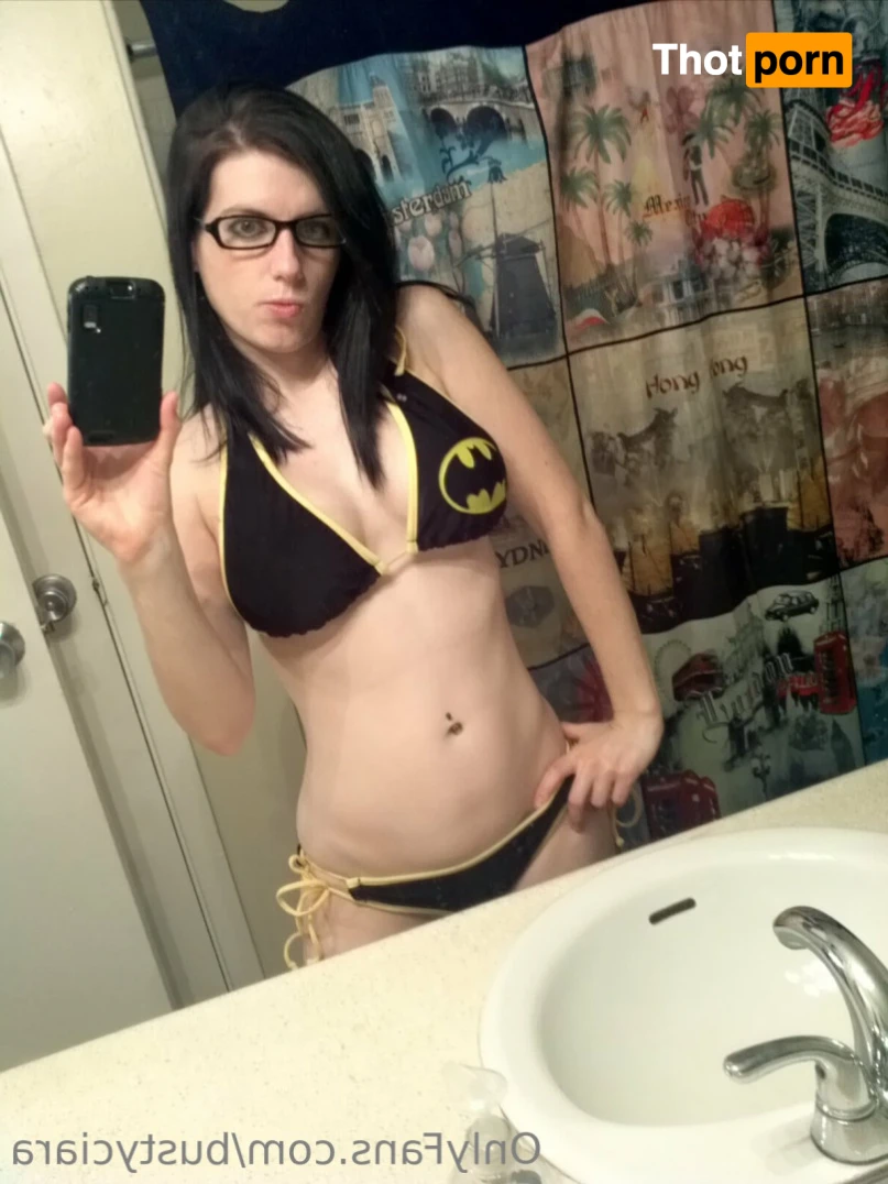 BustyCiara 13253533