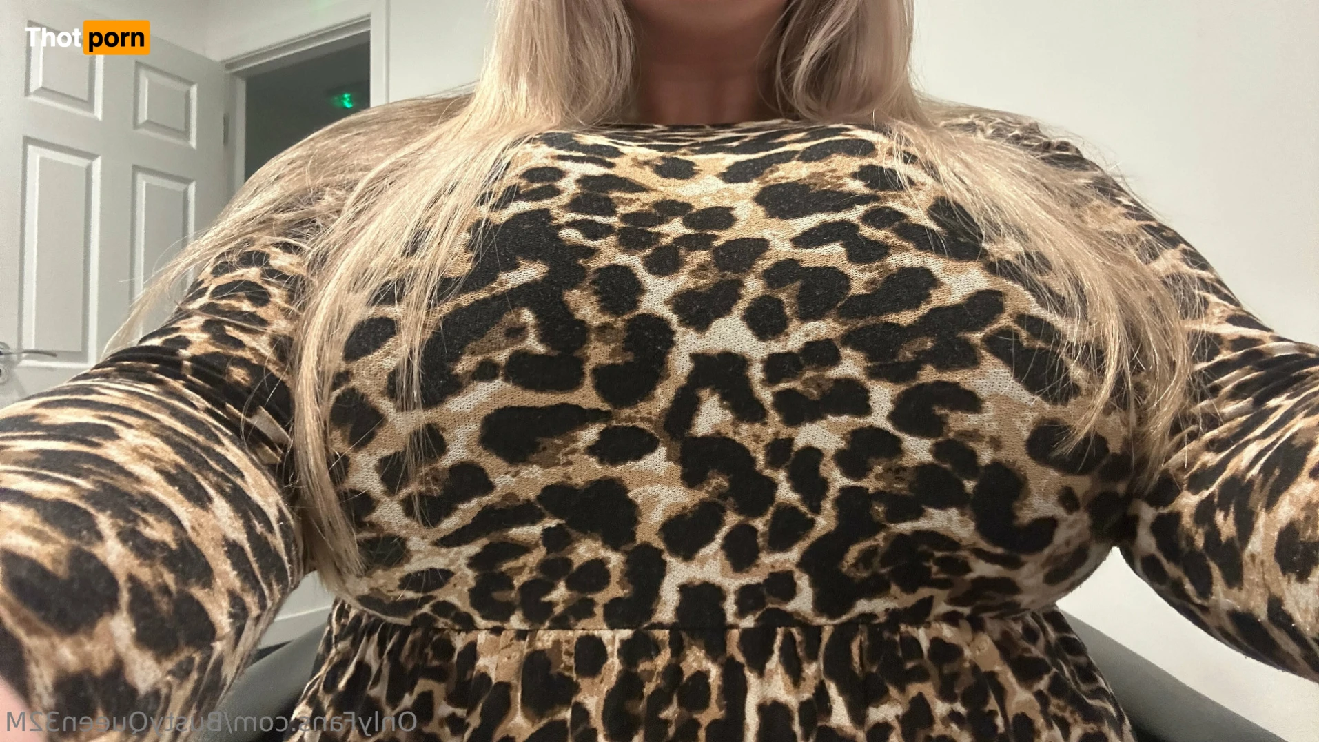 BustyQueen32M👑 13388314