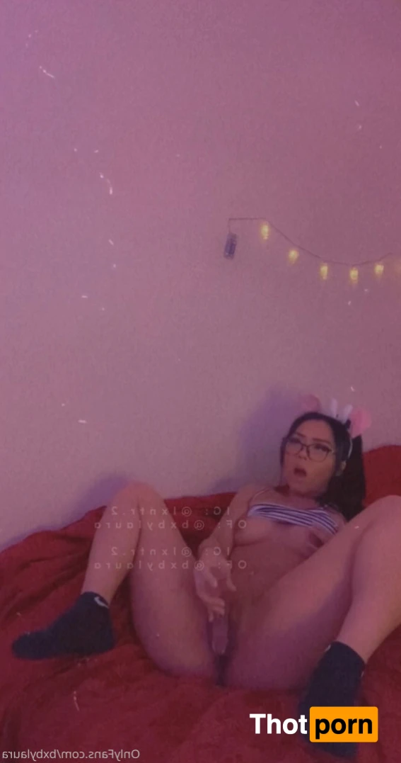 laura 🌸💗 13244629