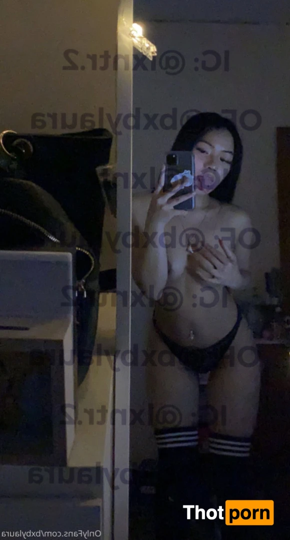 laura 🌸💗 13244791