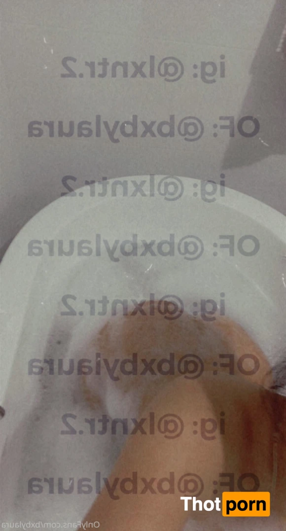 laura 🌸💗 13245078