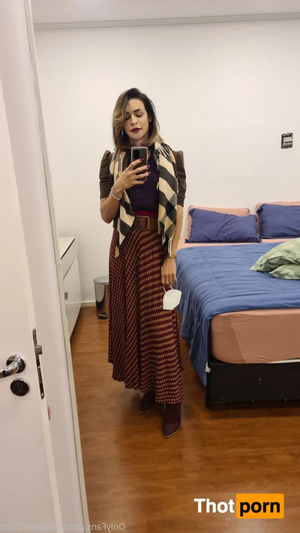 Carla Brasil 8987105