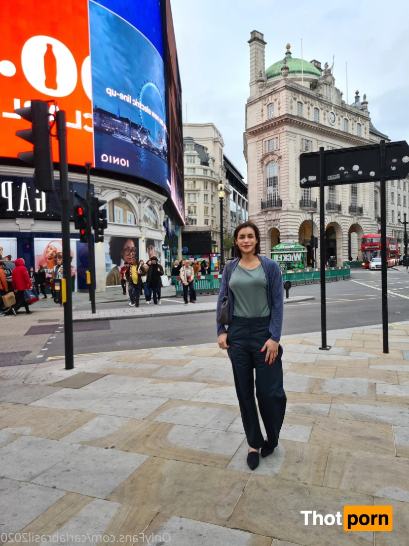 Carla Brasil 8987136