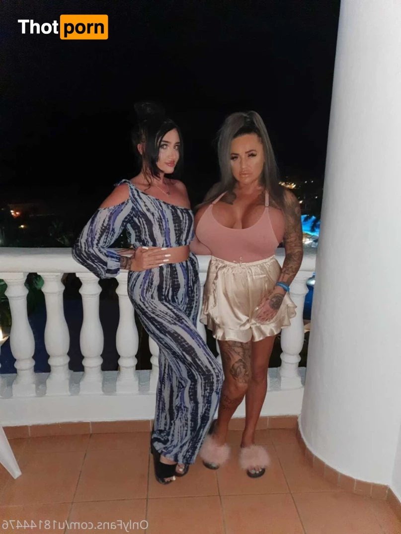 Mother&amp;daughter 18 39yo 8964248