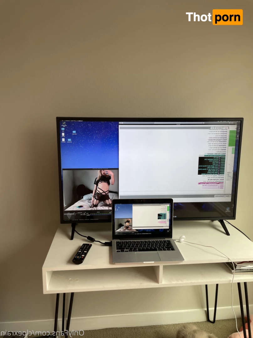 Cloe 🍒🖤 10240428