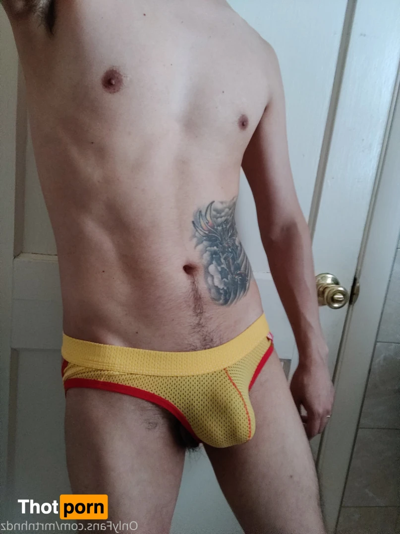 Ask for custom content 16157970