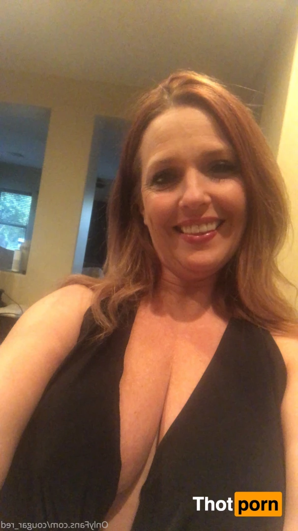 Cuckold Queen looking for Glory Holes 10261119