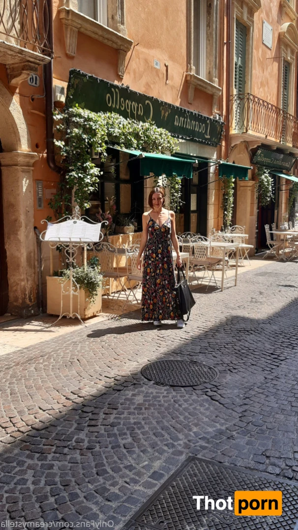 CreamyStella 12566222