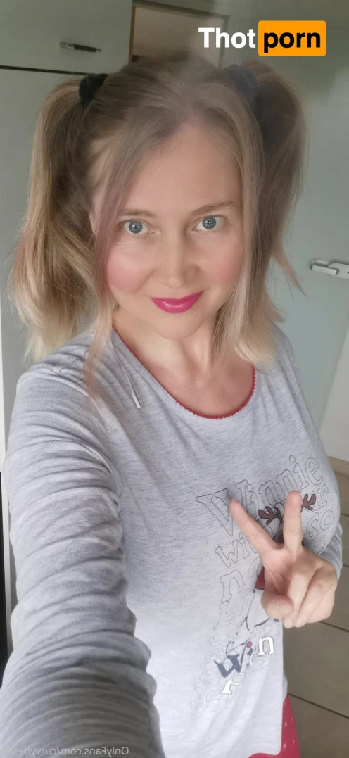 Masked Curvy Goddess 12514575