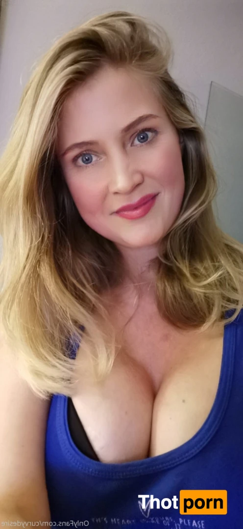 Masked Curvy Goddess 12514674