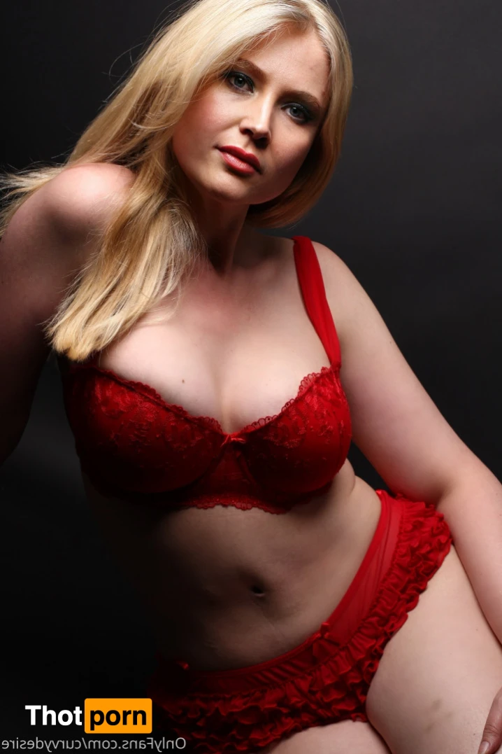 Masked Curvy Goddess 12514794