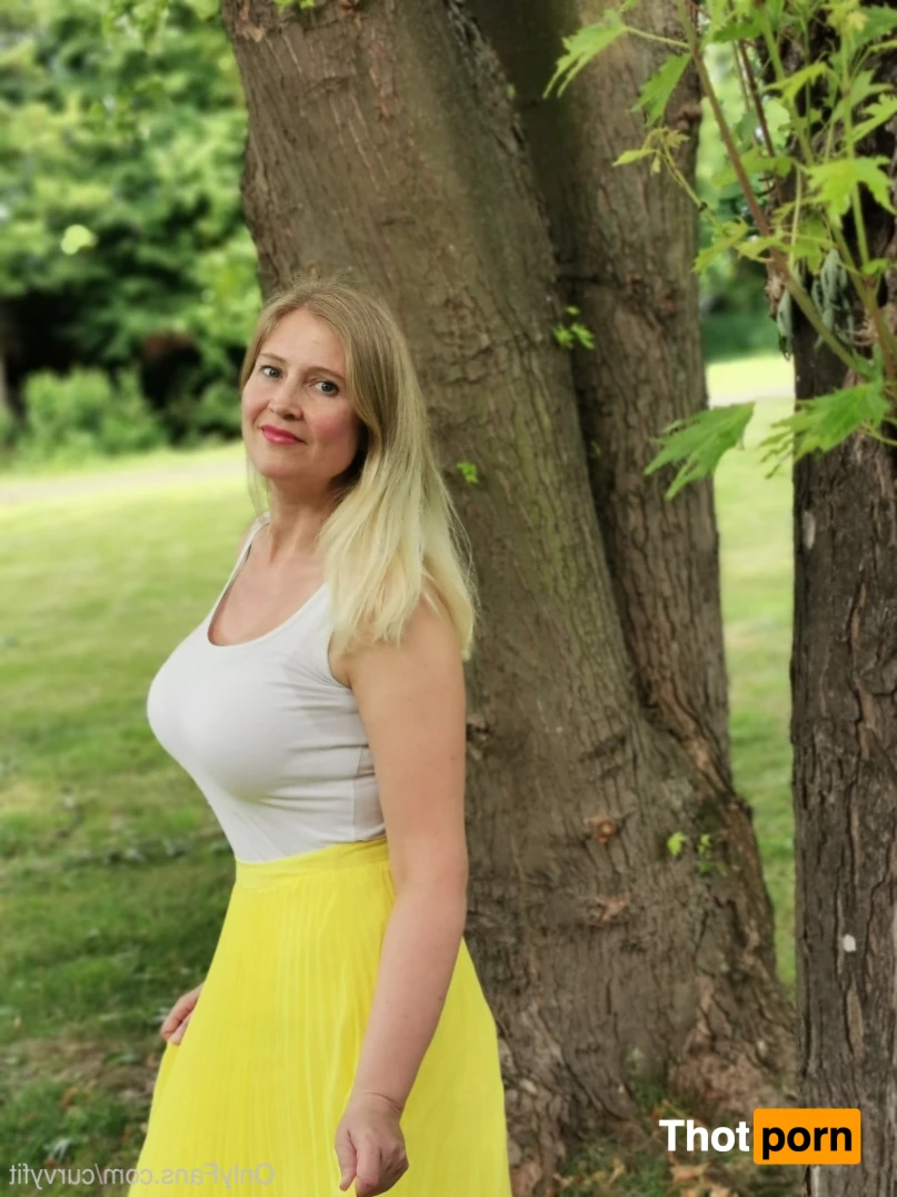 Masked Curvy Goddess 12514926