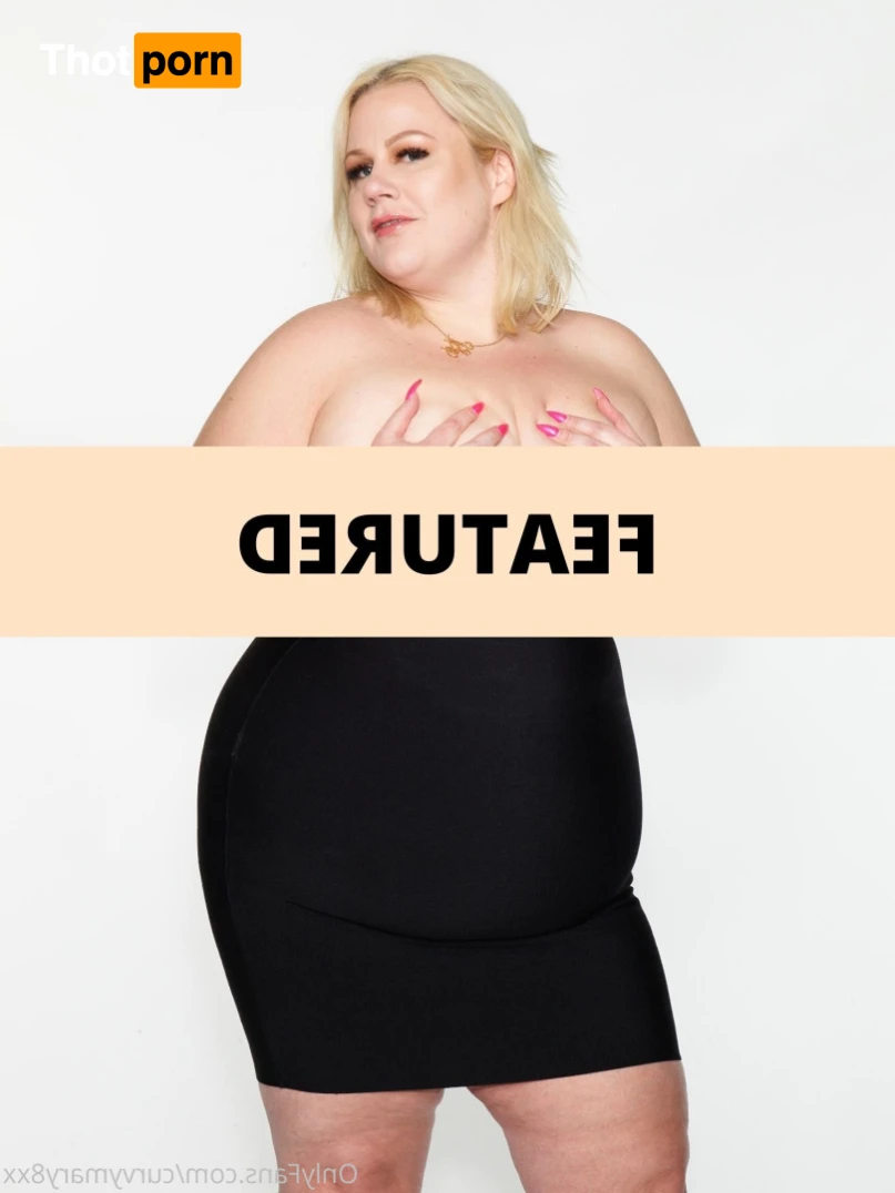 Curvy Mary 12499369