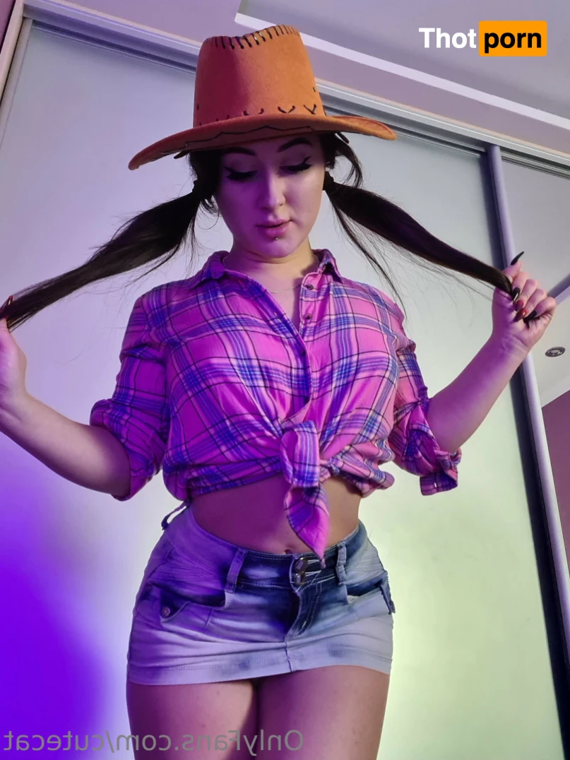 CuteCat  ฅ^•ﻌ•^ฅ 8781944