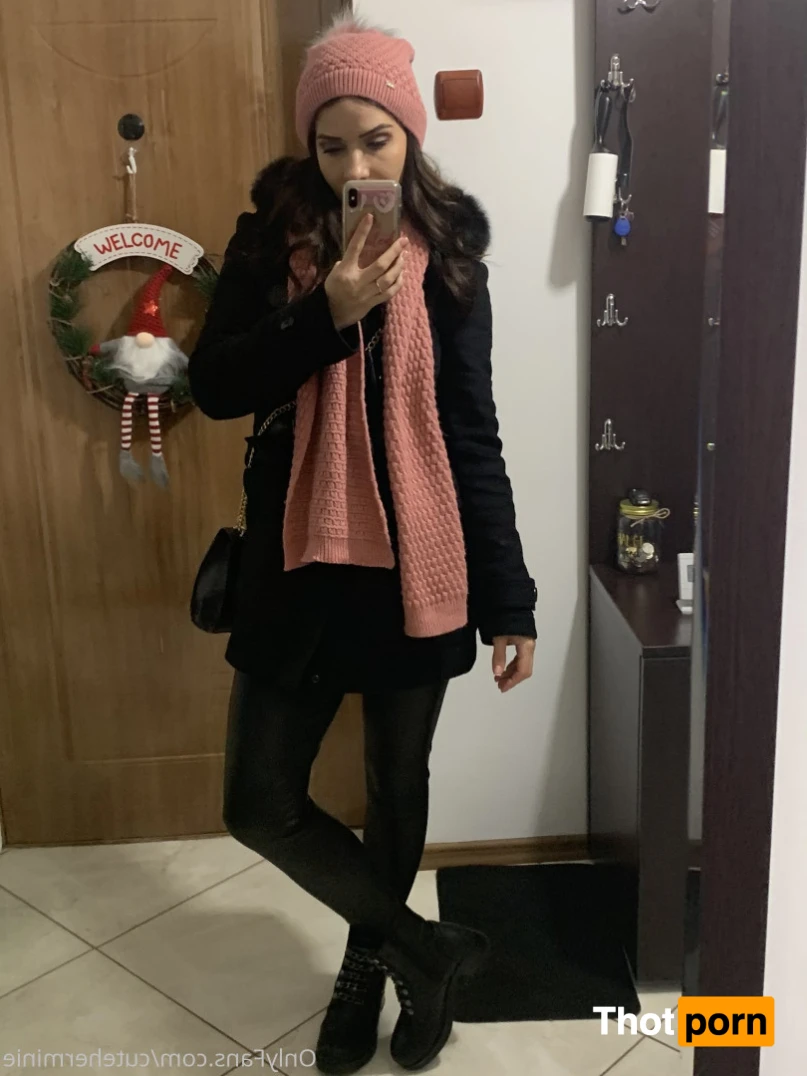 CuteHerminie 12493030