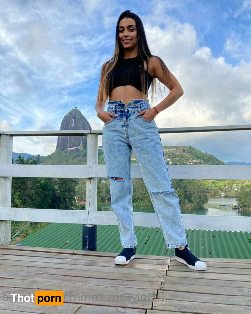 Daniela Alonso 12394827