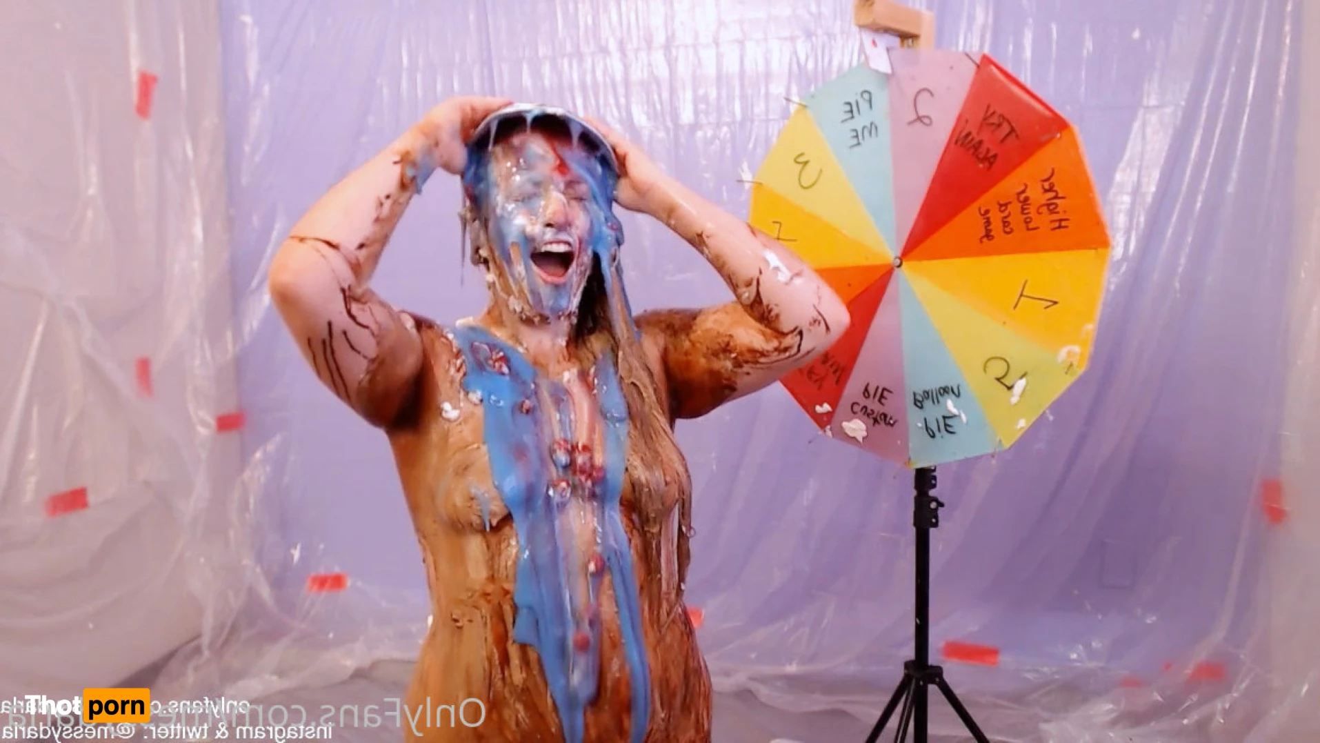 Darla DeVour 8859504