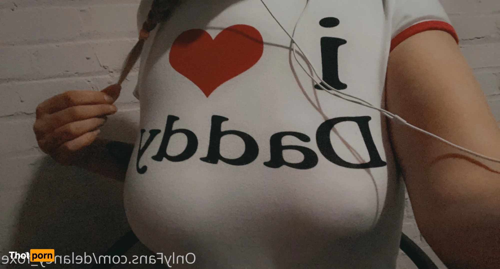 shanna the brunette bimbo 10199171