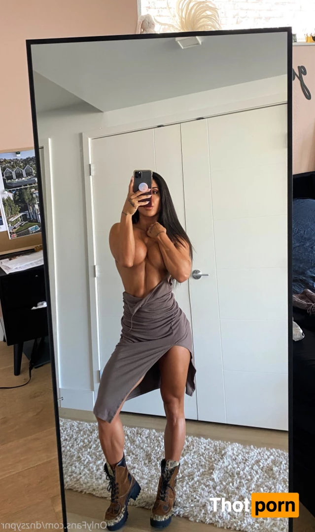 Queen of The Jungle 8600283