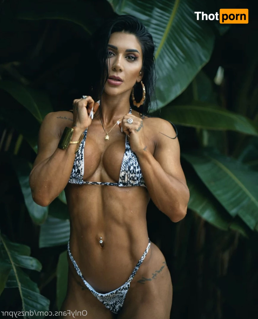 Queen of The Jungle 8600531