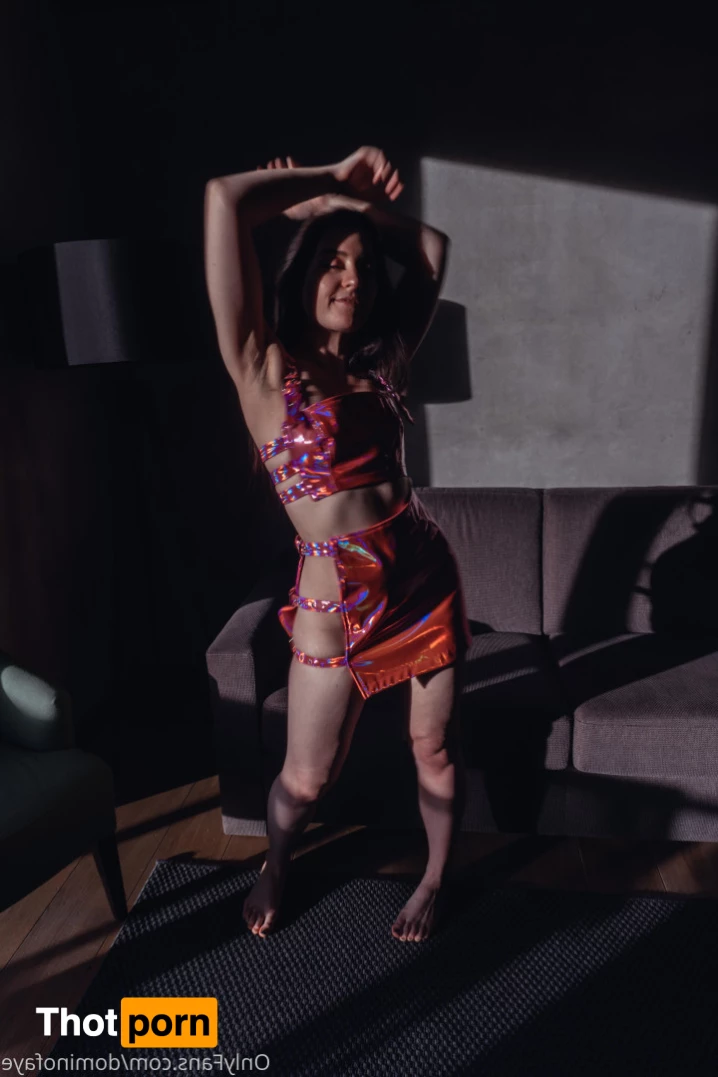 Legendary tease 8809844