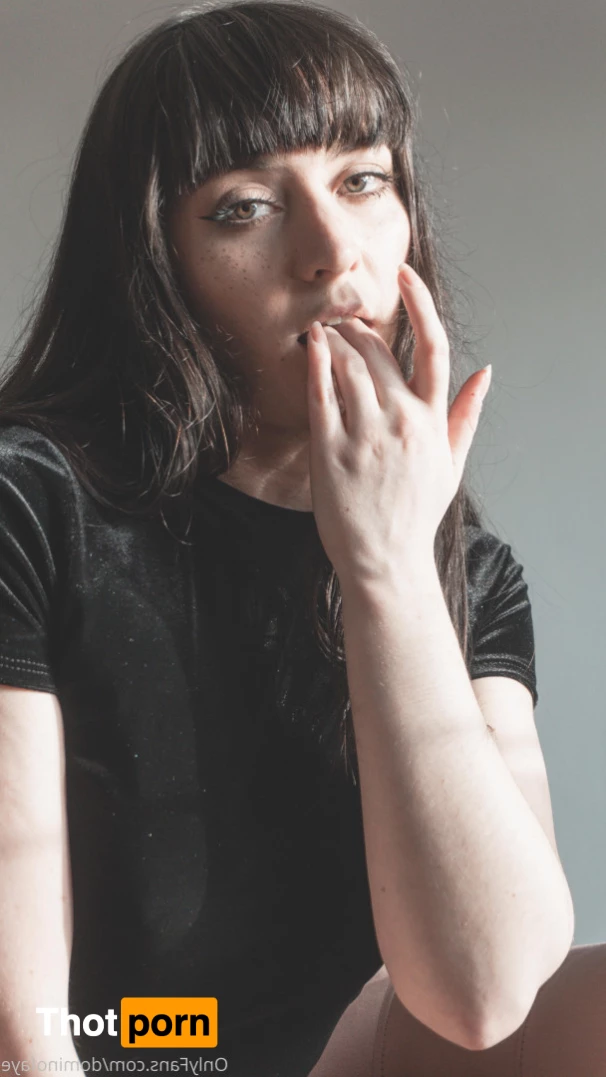 Legendary tease 8809978