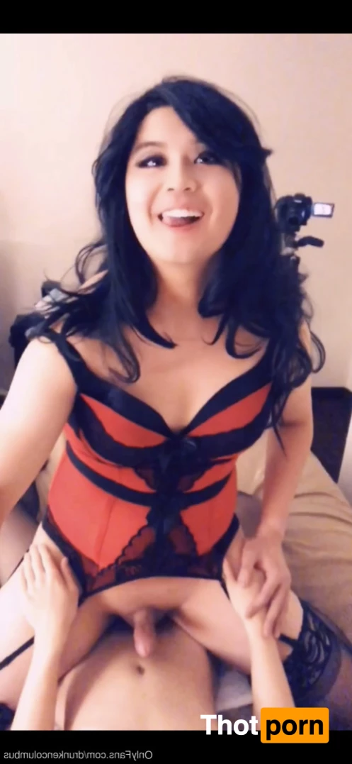 Viv Columbus⛵️ 8622511