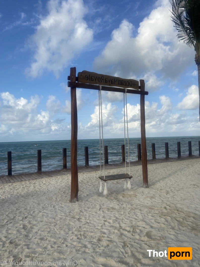 dtfcouple_4u 8938497