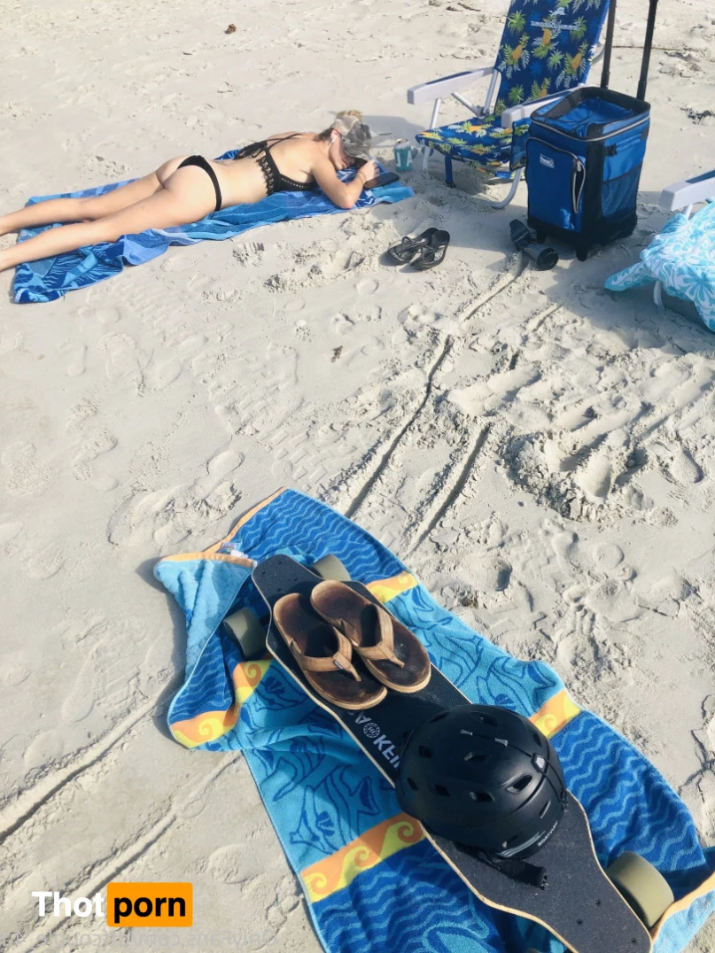 dtfcouple_4u 8938520