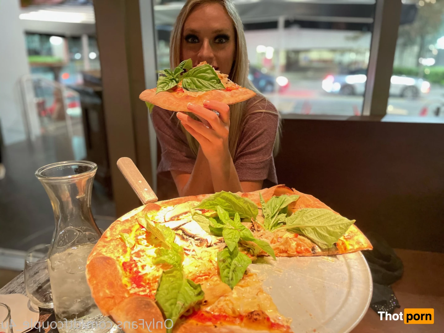 dtfcouple_4u 8938749