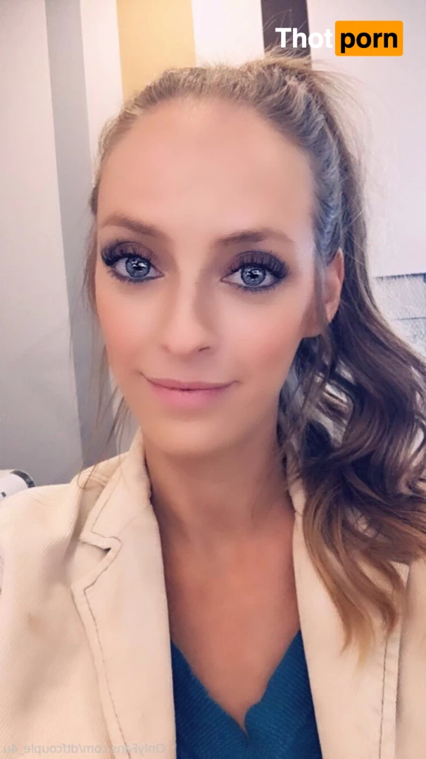 dtfcouple_4u 8939026