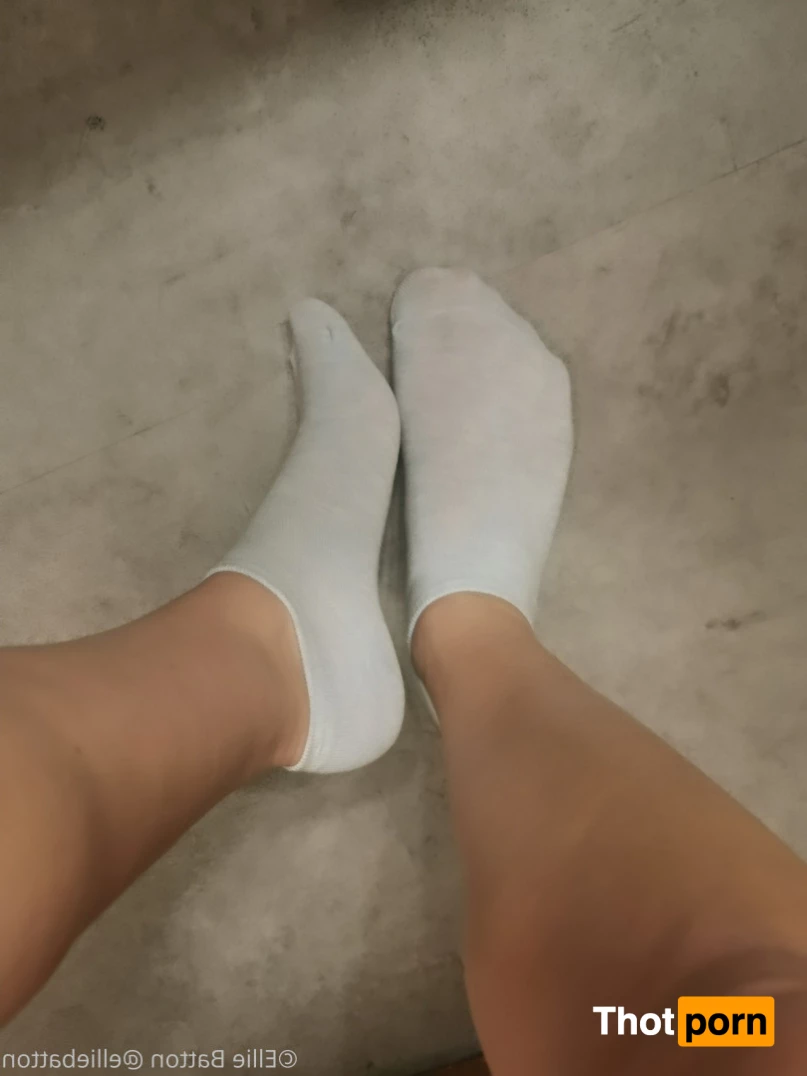 Ellie Batton 8589053