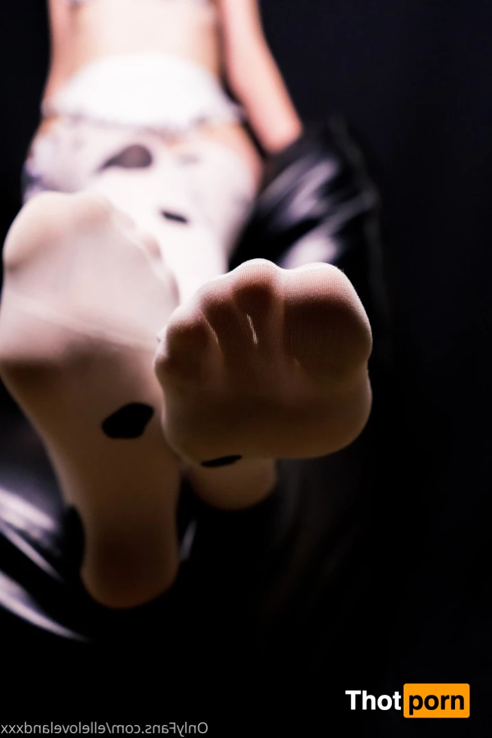 Elle (ﾉ◕ヮ◕)ﾉ*.✧ 8916388