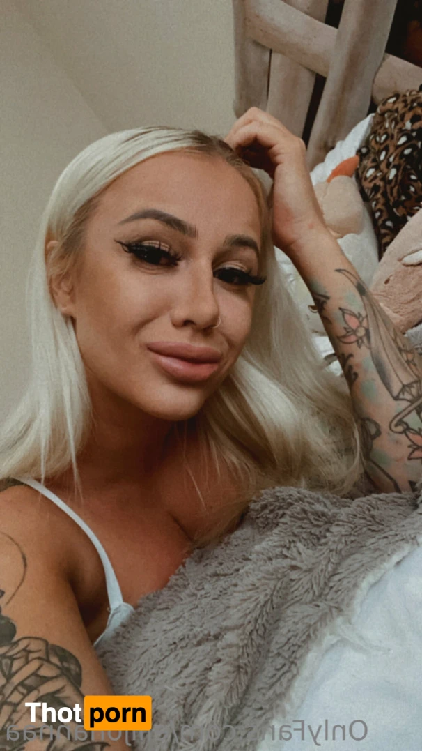 VIDEOCALLS AND CUSTOMS TODAY 🖤 16385689