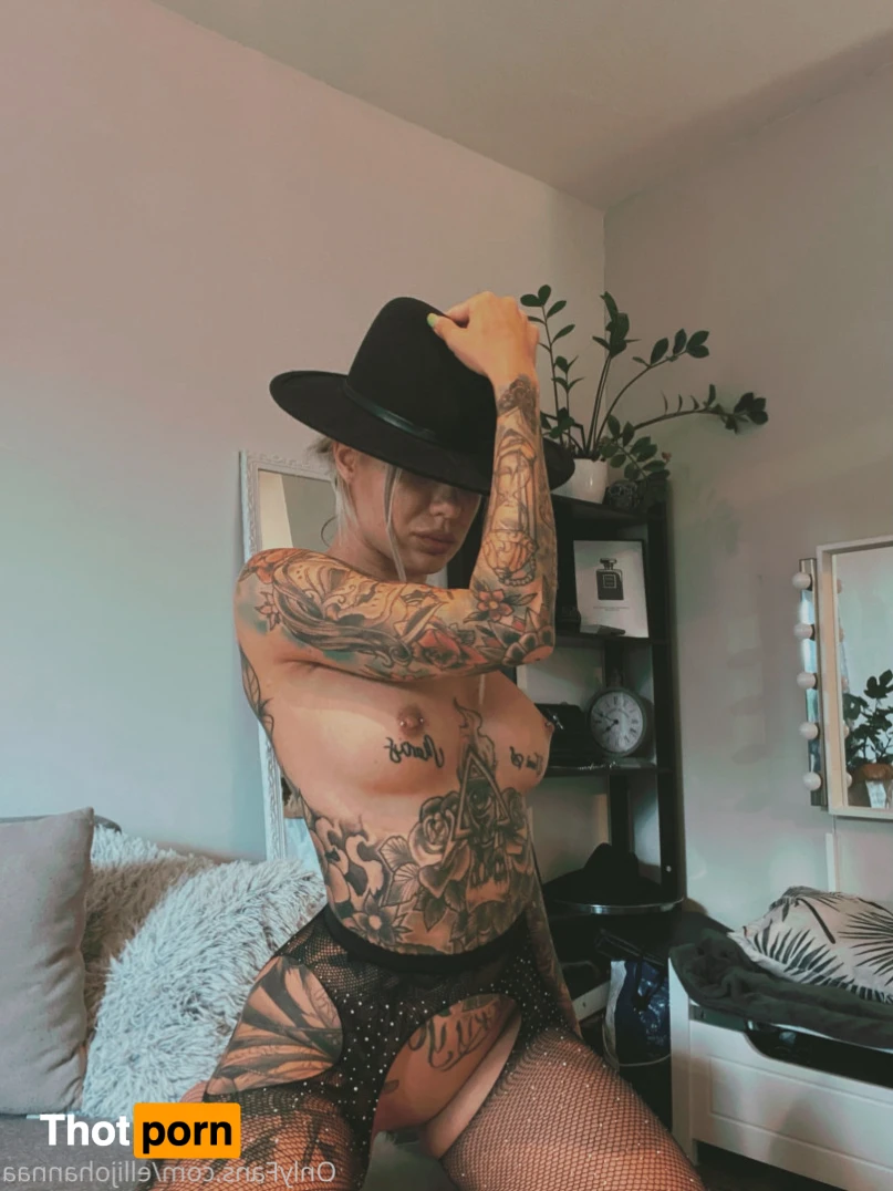 VIDEOCALLS AND CUSTOMS TODAY 🖤 16397012