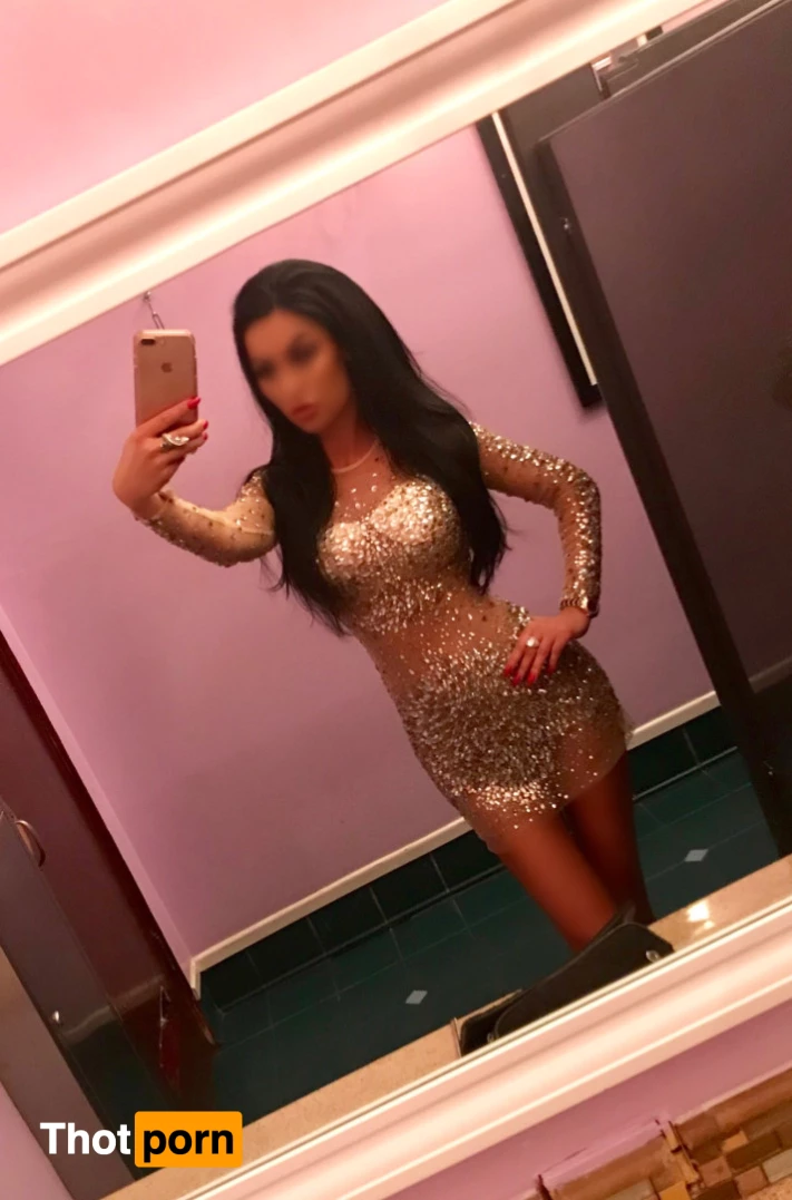 Emily Balfour 8716080