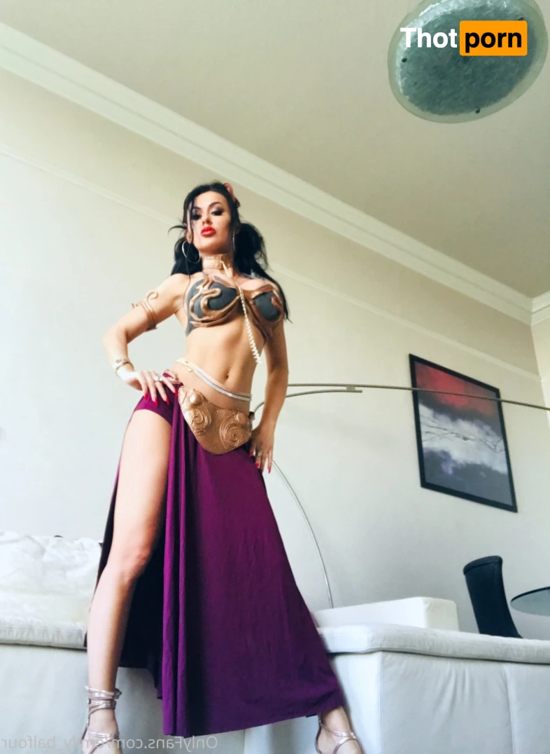 Emily Balfour 8716089