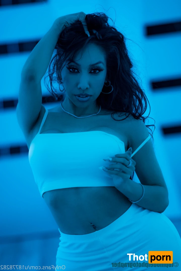 𝗕𝗶𝗴𝗴𝗲𝗿 𝗶𝘀 𝗕𝗲𝘁𝘁𝗲𝗿 16339281