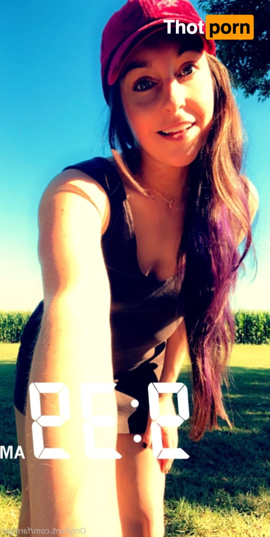 FarmGirl_Elizabeth 8576075