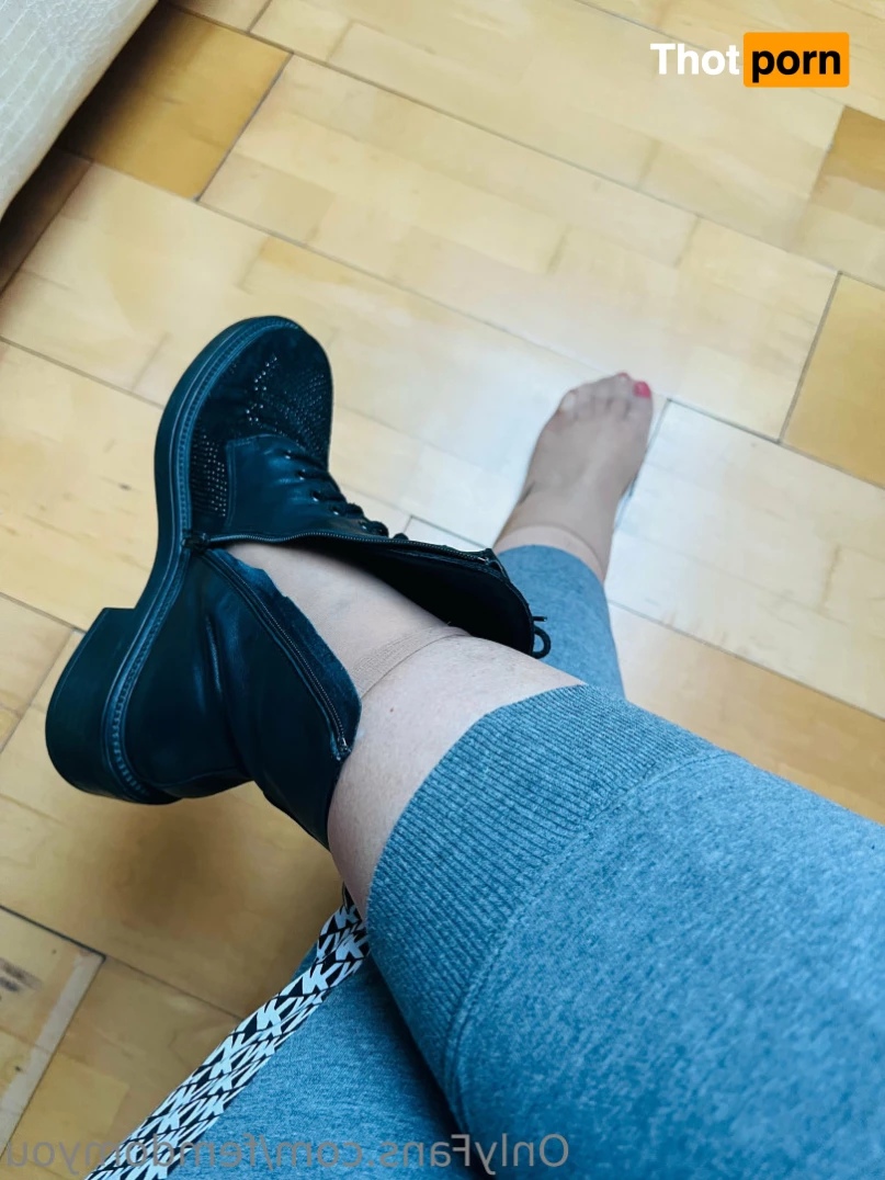 feetqueen 👑 🔥🏆 feet, pantyhose, teaser 8794768