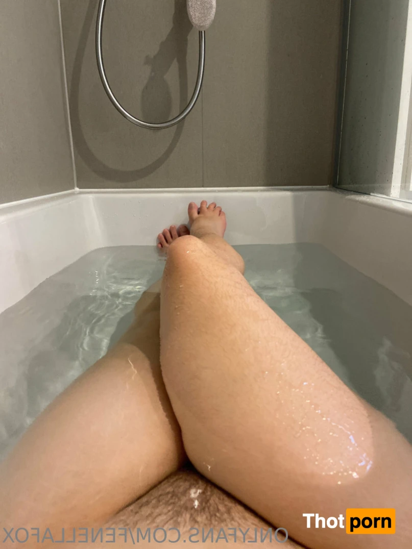 Fenella Fox 16353289