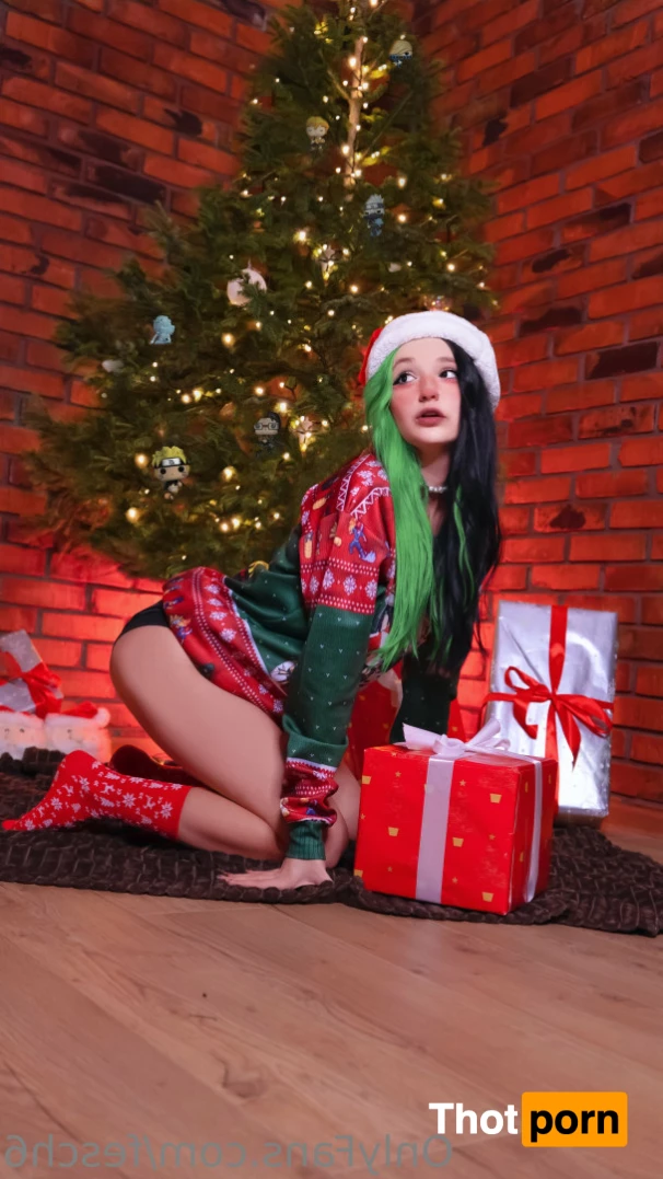 Anna Feschenko 8666183