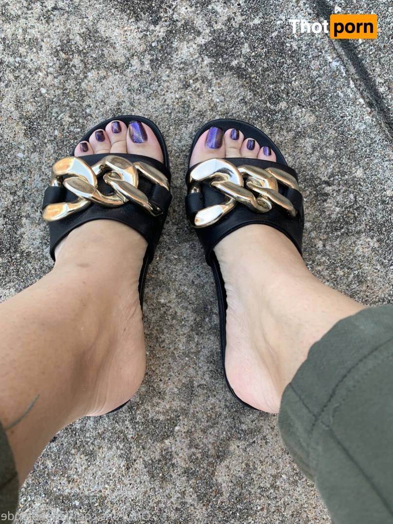 Foot fetish blonde 10213387