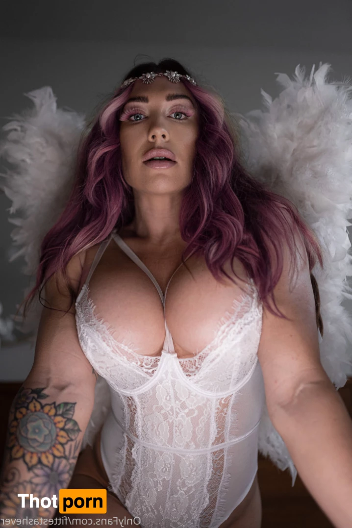 Ashley Lakomowski 8665875