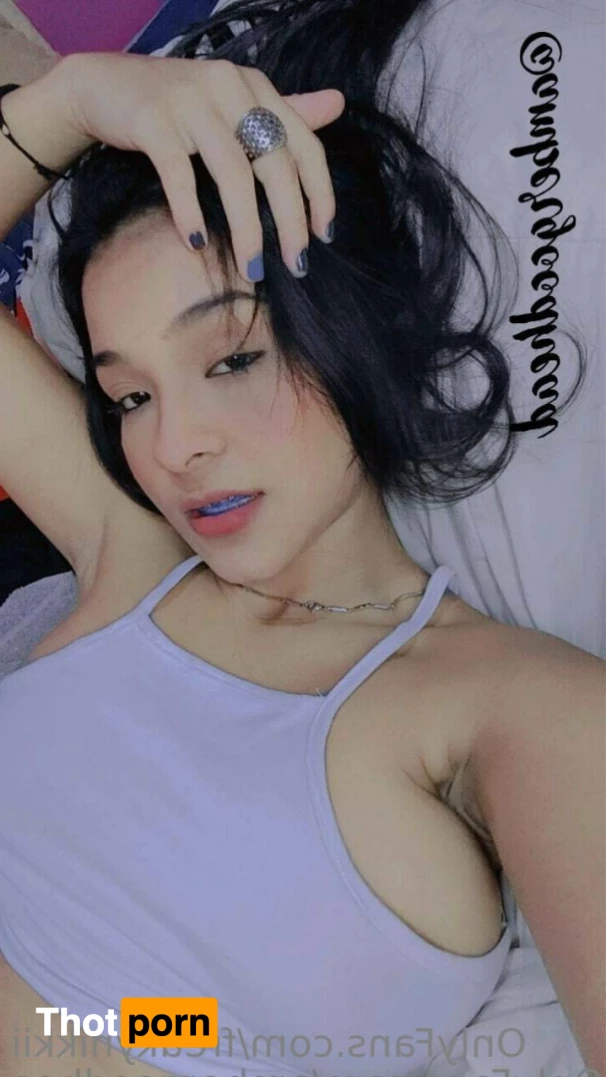 Freaky Nikki 9015614