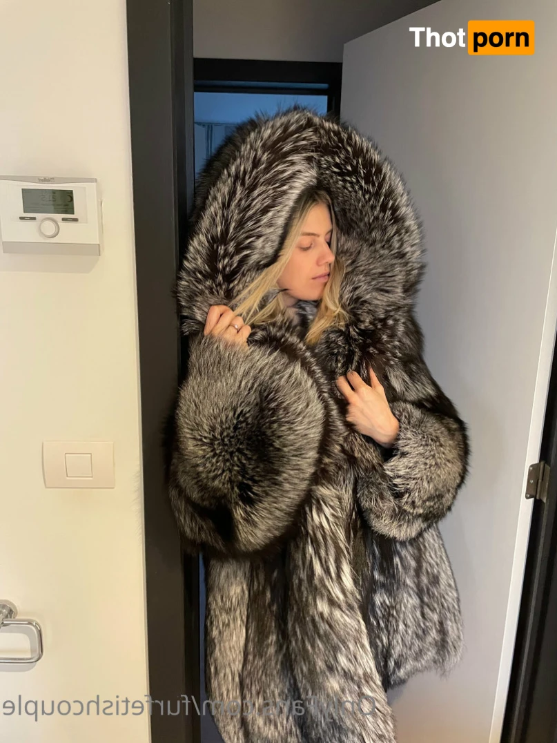 furfetishcouple 11401136