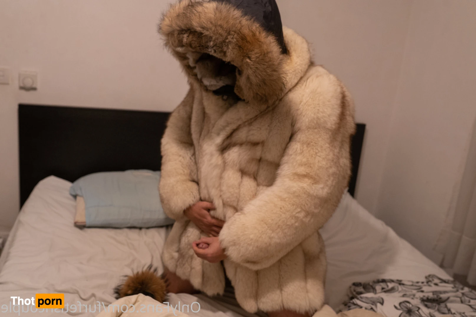 furfetishcouple 11402563