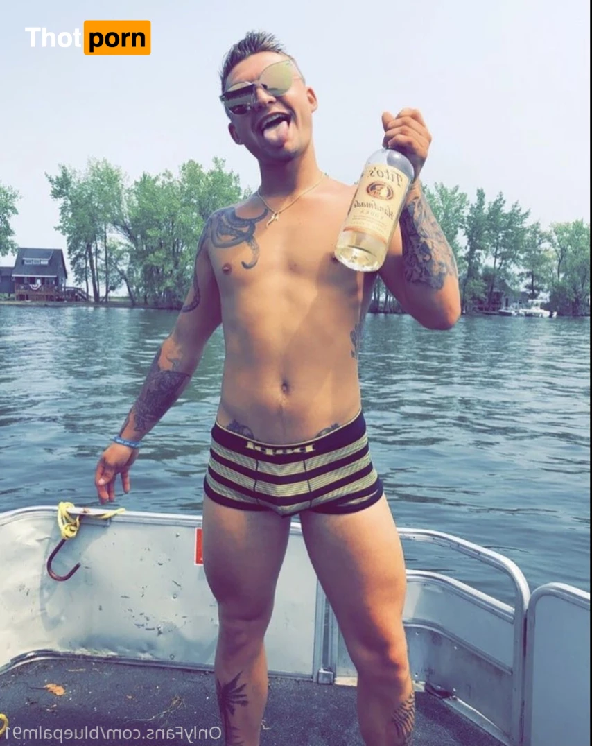 gayb0ybluepalm91 16072444