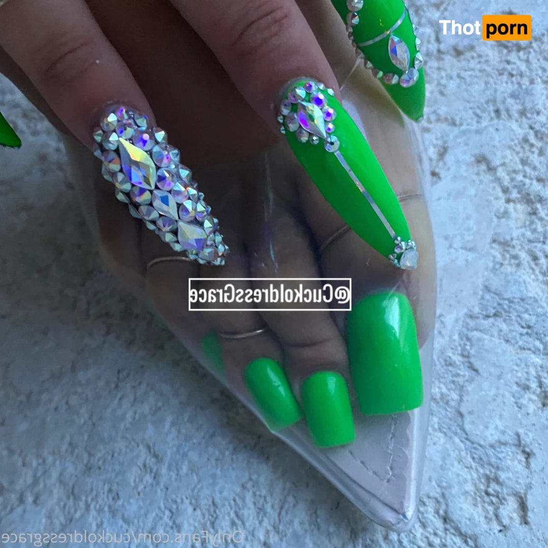 Goddess Grace 👣 Mistress Grace 8658071