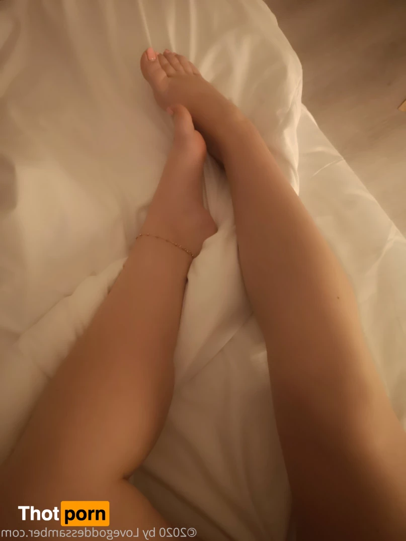 Goddess Amber 8564016